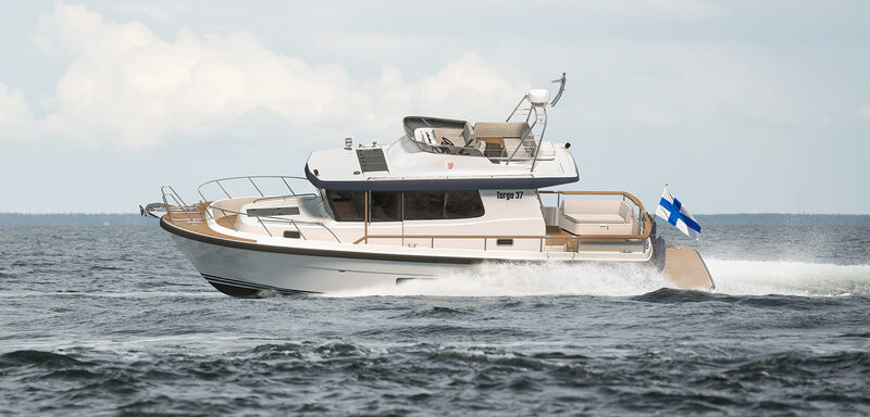 T37 render side2 web